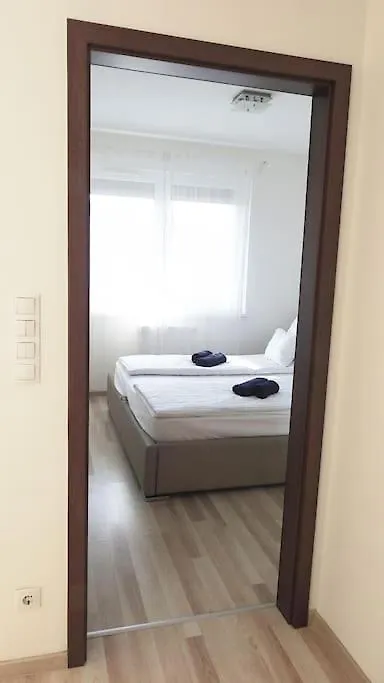 Lux Cordia Apartment With Free Parking Budapest