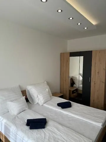 Lux Cordia Apartment With Free Parking Budapest 0*,  Magyarország